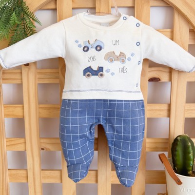 Macacão Malha Trape Zape - Carrinhos Um, Dois, Três - Azul Jeans e Off White